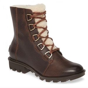 Sorel brown Waterproof Phoenix Short Lace Cozy 7.5